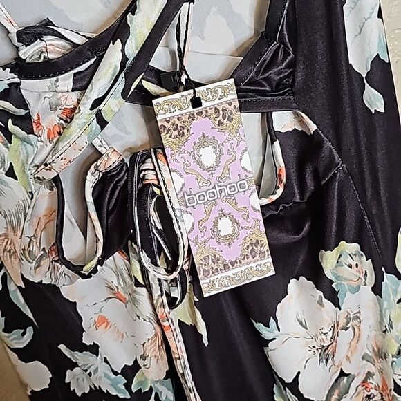 NWT Boohoo 8 Black Floral Back detail Slinky maxi dress - Picture 6 of 9